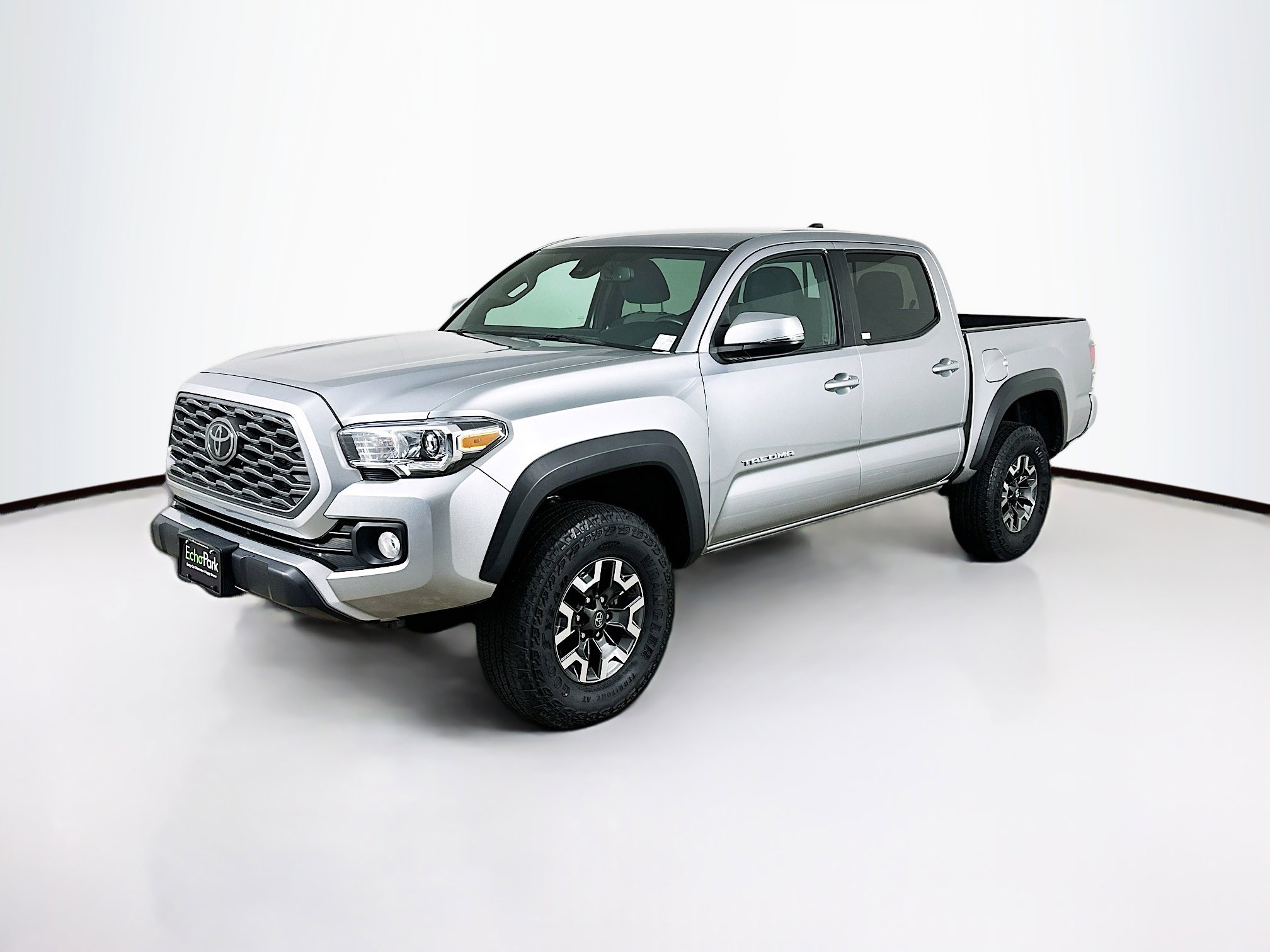 Used 2023 Toyota Tacoma TRD Off-Road image 3
