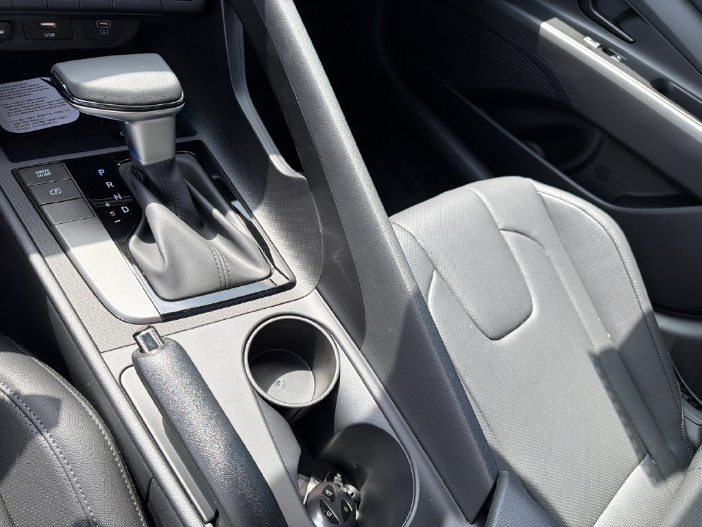 New 2026 Hyundai Elantra SEL Sport FWD image 32