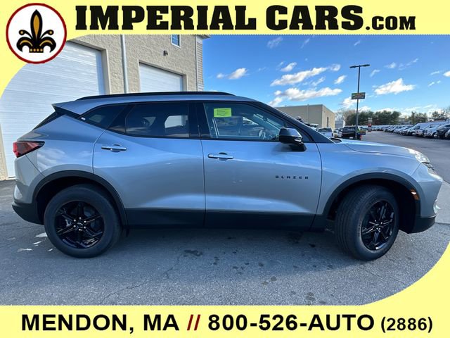 New 2025 Chevrolet Blazer LT w/ Midnight/Sport Edition image 15