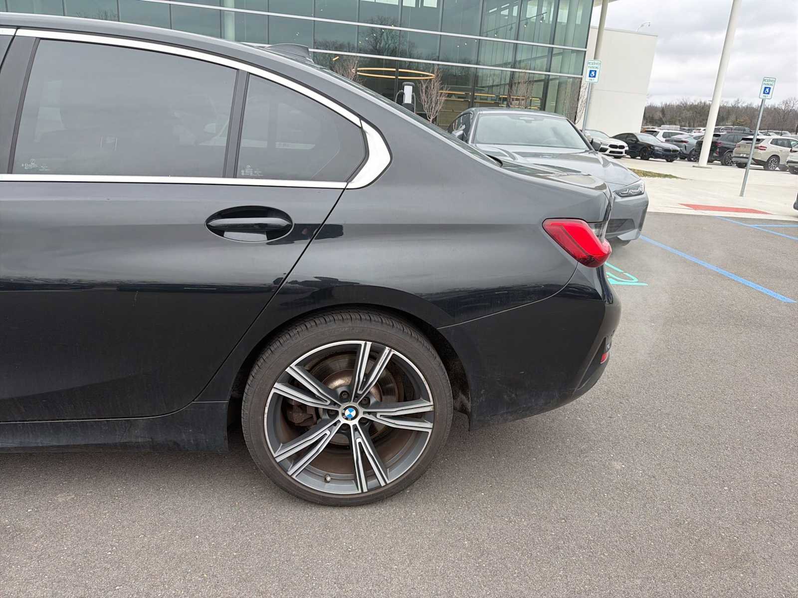 Used 2021 BMW 330e xDrive w/ Premium Package image 4