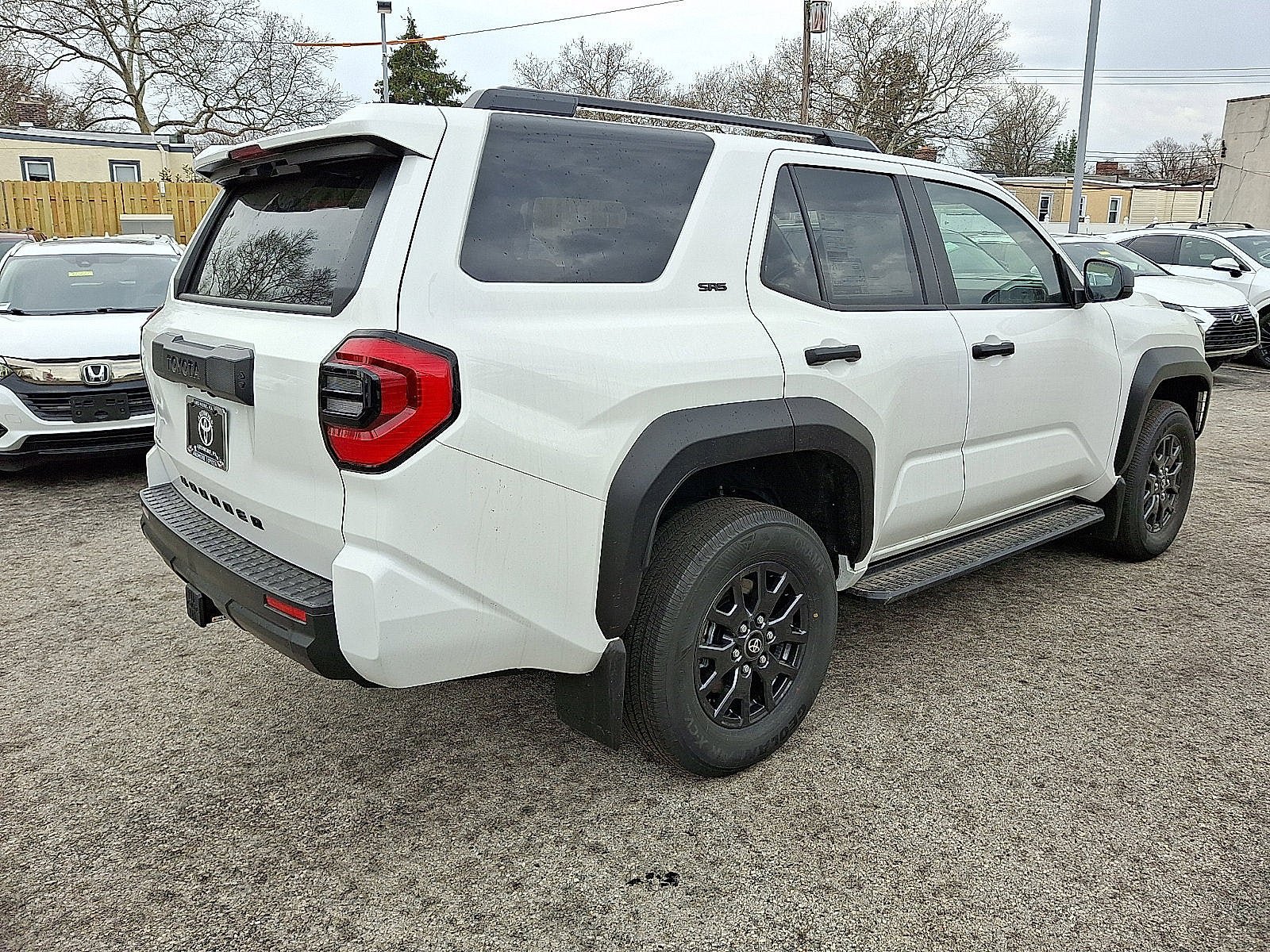 New 2026 Toyota 4Runner SR5 AWD/4WD image 4