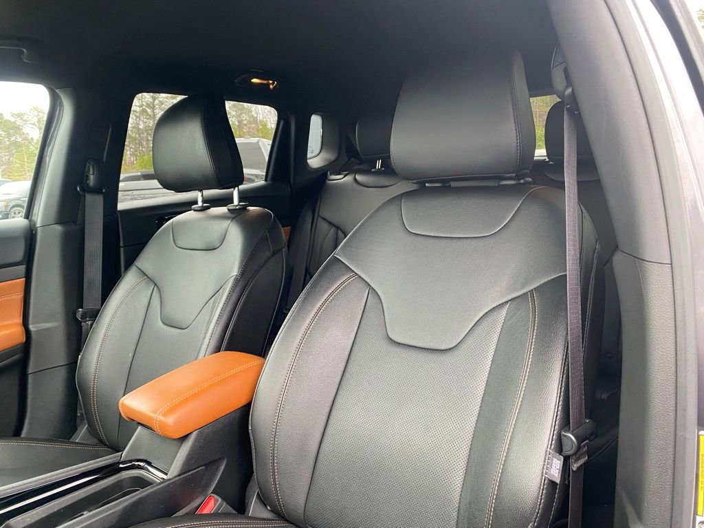 Used 2024 Jeep Compass Limited w/ Elite Group image 11