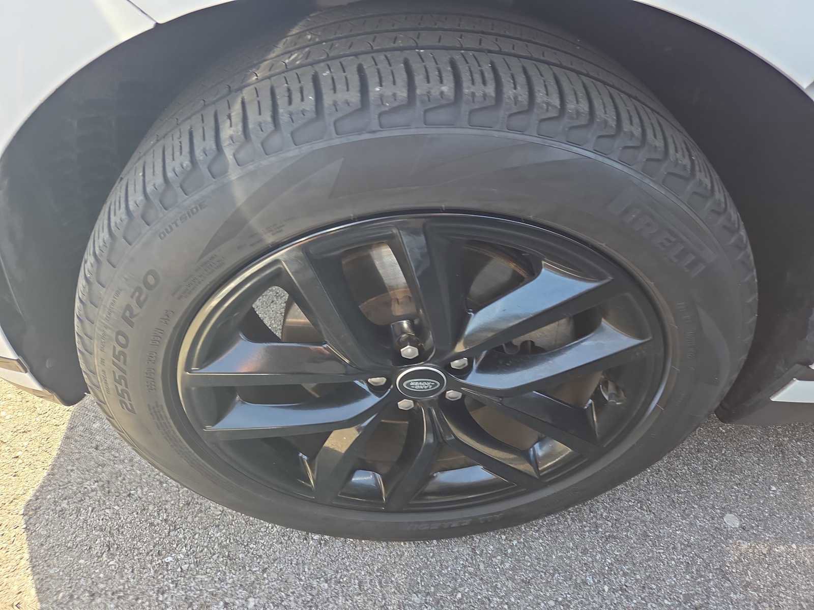 Used 2024 Land Rover Range Rover Velar S image 6