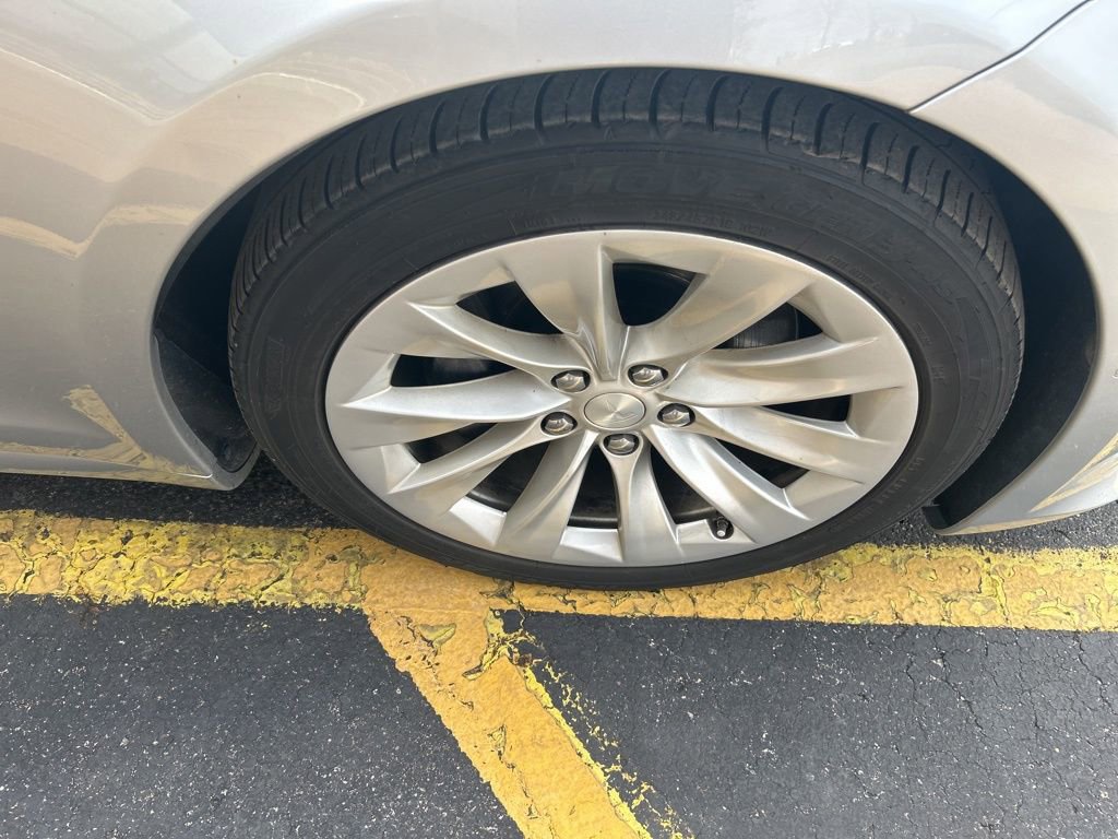 Used 2018 Tesla Model S 75D image 26