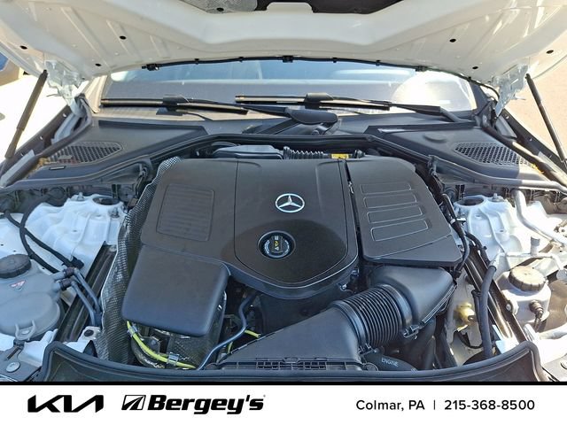 Used 2025 Mercedes-Benz E 350 4MATIC Sedan image 29