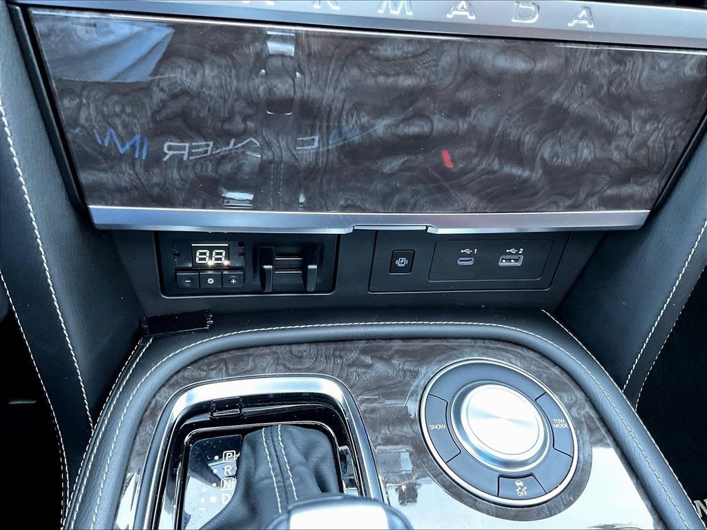 Used 2022 Nissan Armada Platinum w/ Captain's Chairs Package RWD image 18