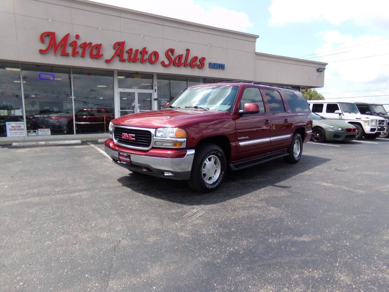 Used 2002 GMC Yukon XL SLE w/ Autoride Suspension Pkg AWD/4WD image 2