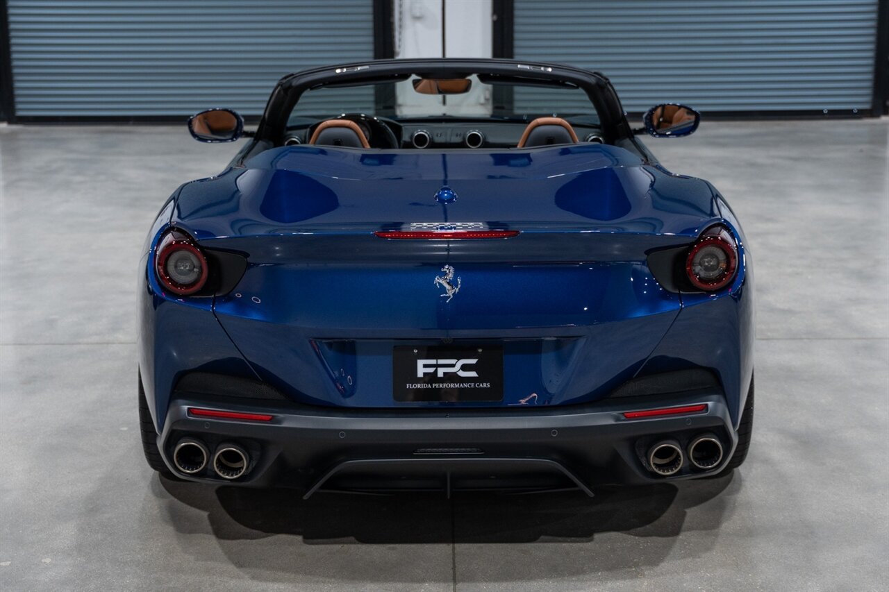 Used 2020 Ferrari Portofino RWD image 5