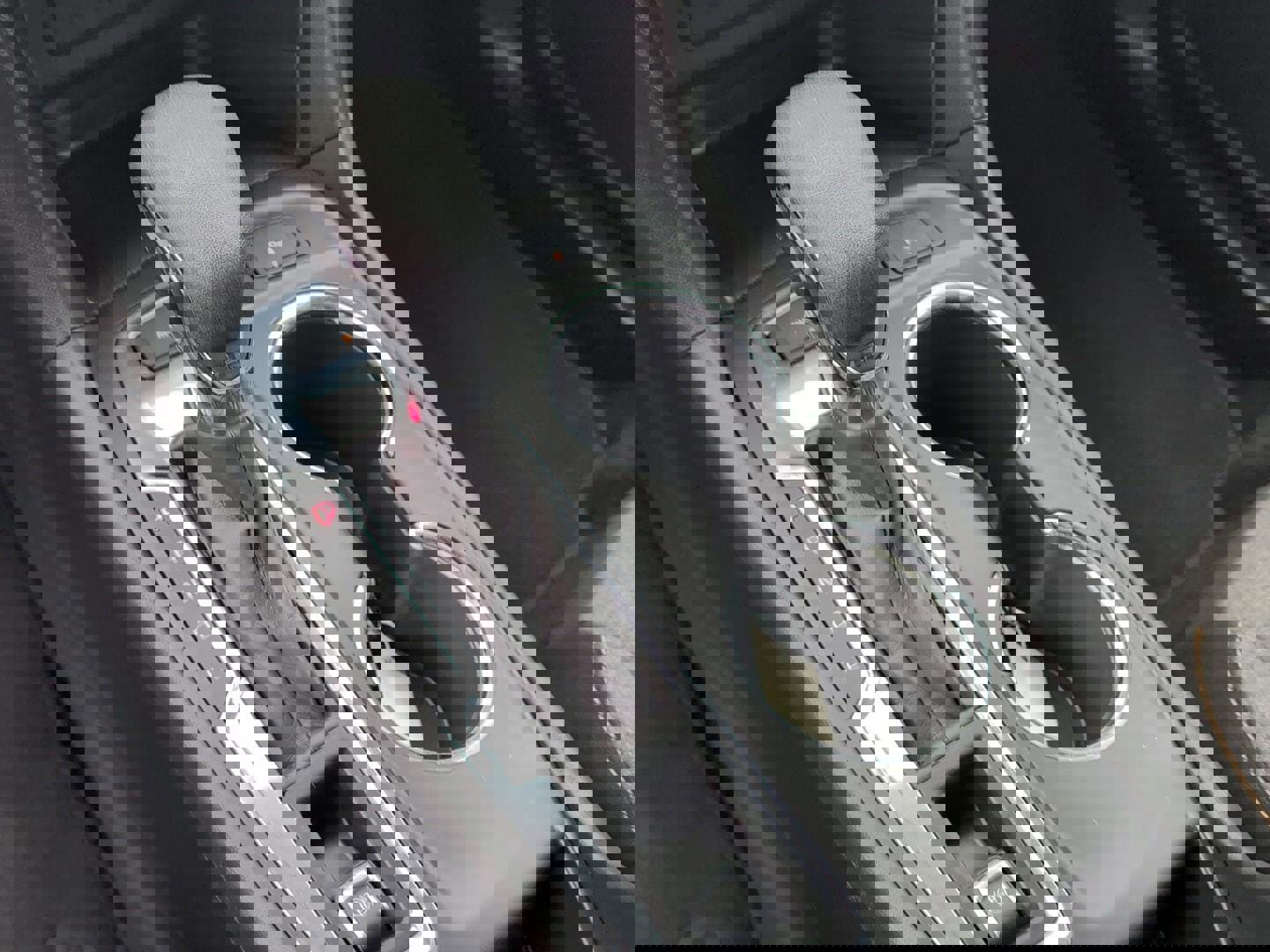 Used 2023 Chevrolet Equinox LT image 36