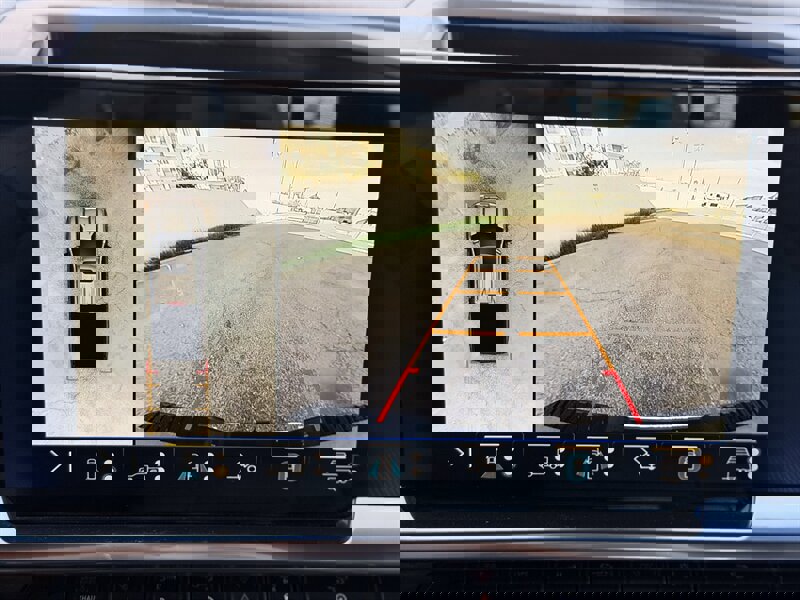 Used 2024 Chevrolet Silverado 3500 LTZ w/ LTZ Convenience Package image 16