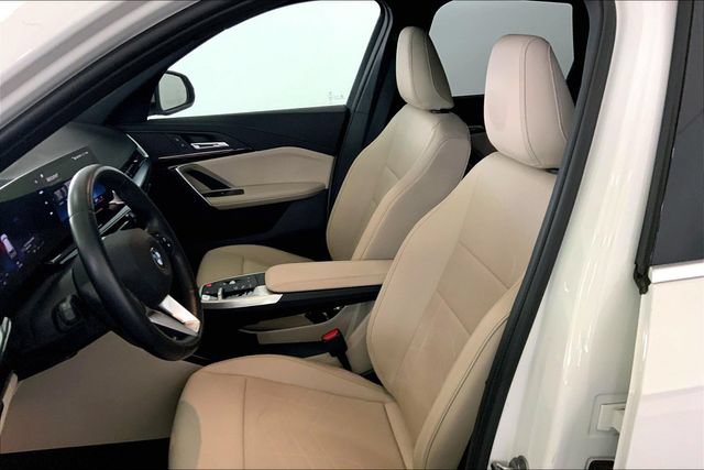 Used 2023 BMW X1 xDrive28i AWD/4WD image 11