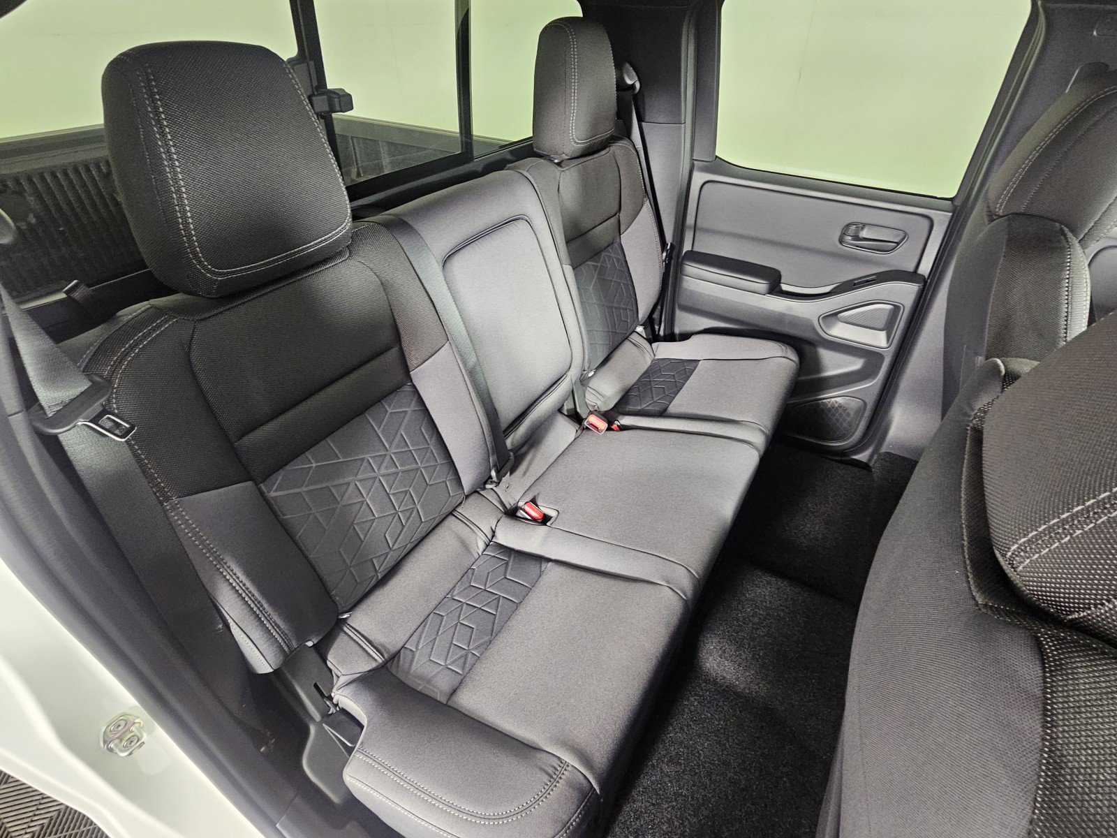 New 2026 Nissan Frontier SV image 16