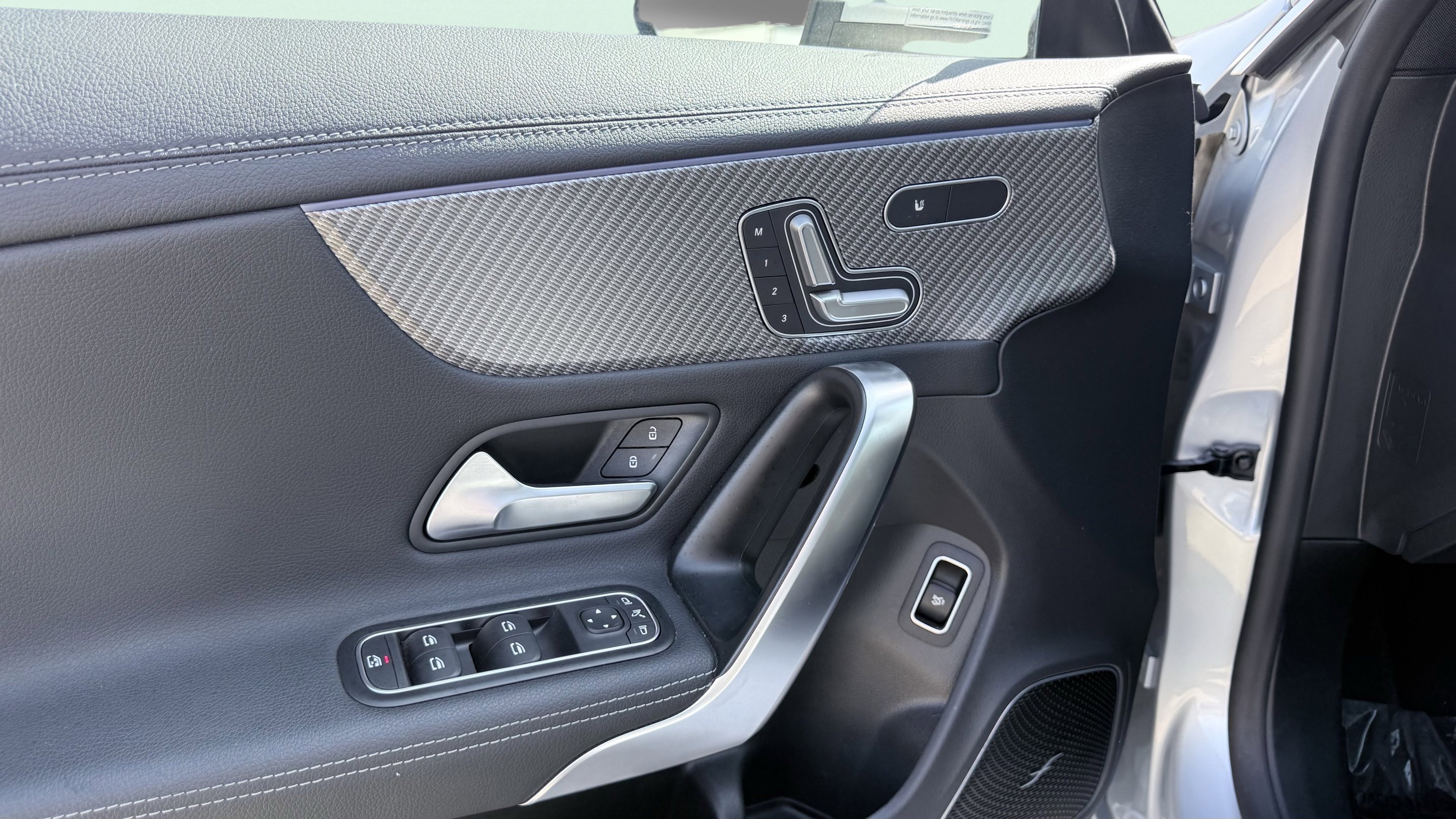 Used 2025 Mercedes-Benz CLA 250 image 20