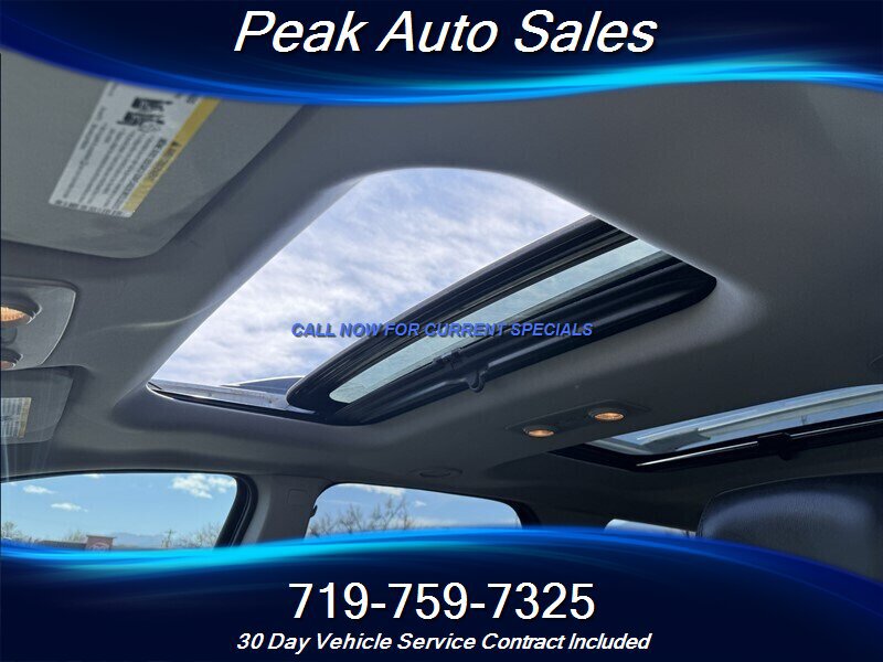 Used 2012 GMC Acadia SLT AWD/4WD image 24