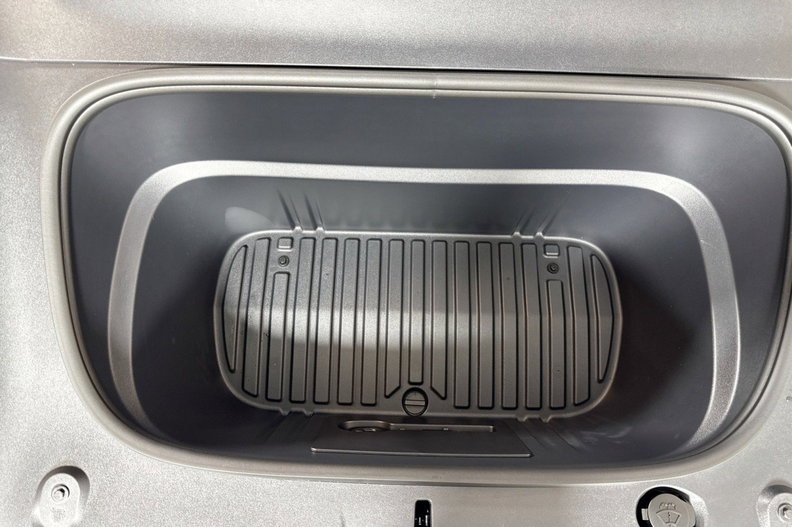 Used 2026 Tesla Model Y 2WD image 28