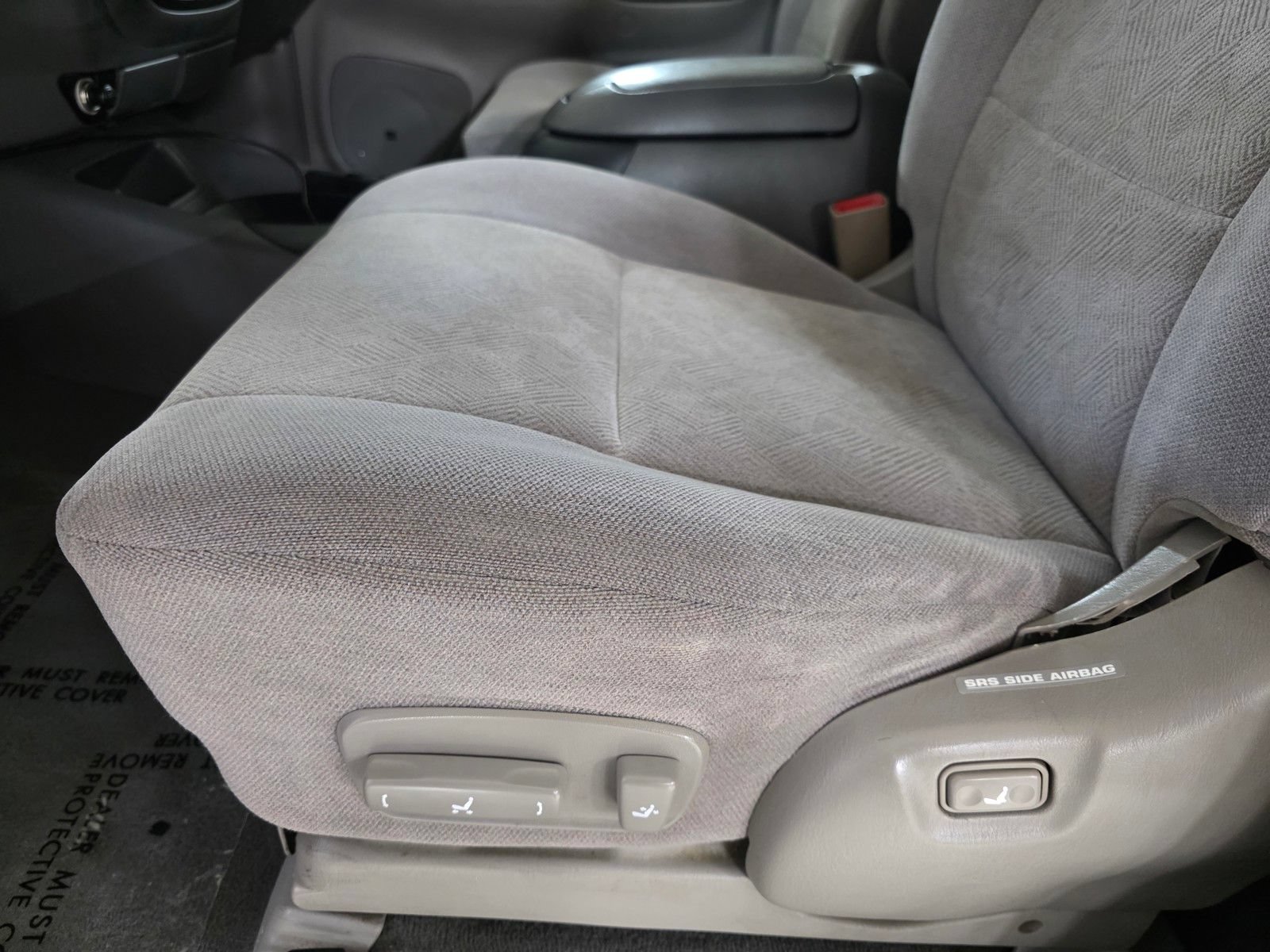 Used 2004 Toyota Sequoia SR5 RWD image 26