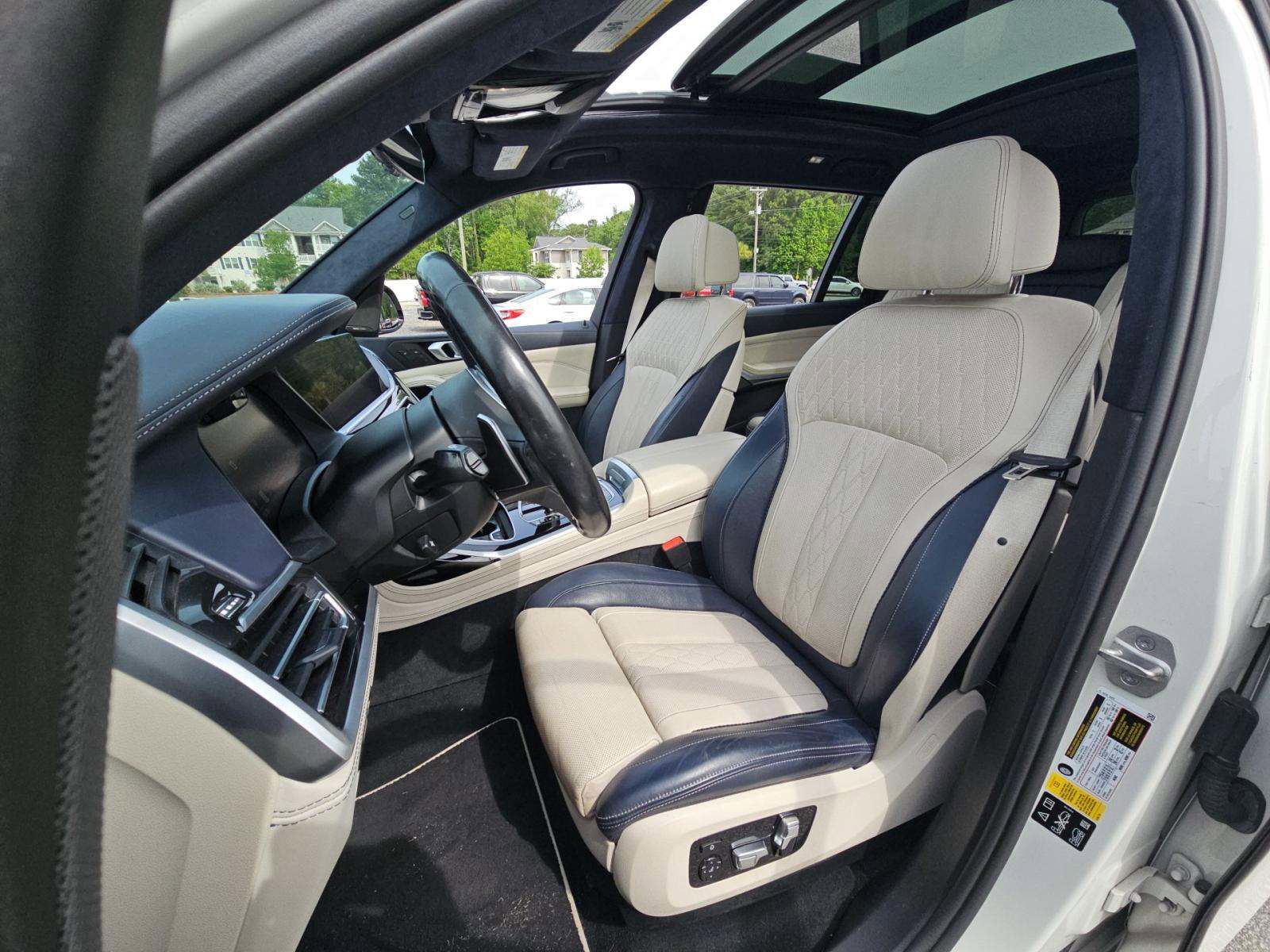 Used 2021 BMW X7 M50i AWD/4WD image 5
