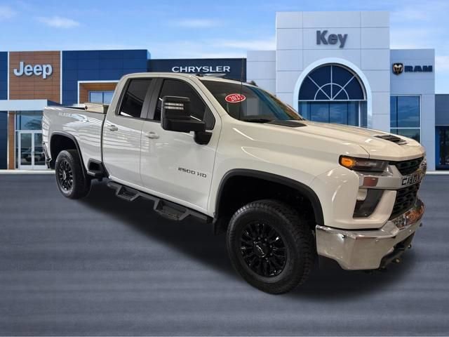 Used 2022 Chevrolet Silverado 2500 LT w/ All Star Edition AWD/4WD image 2