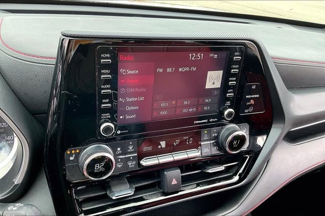 Used 2022 Toyota Highlander XSE image 22