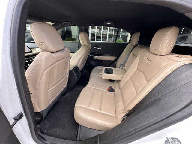 Certified 2024 Cadillac XT4 Luxury w/ Cold Weather Package FWD image 30