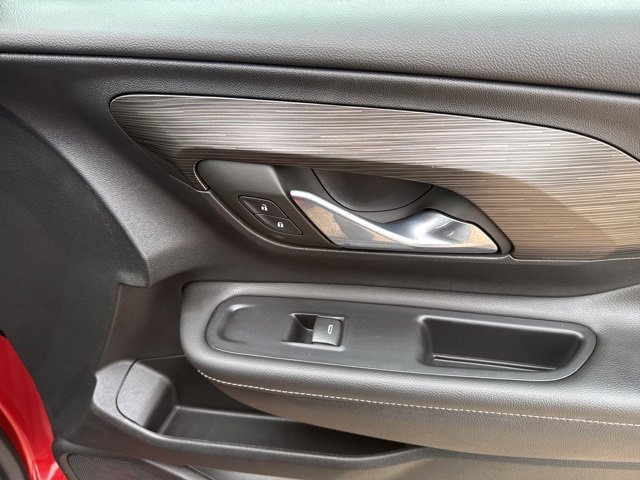 Used 2023 GMC Terrain SLE w/ Driver Convenience Package image 50