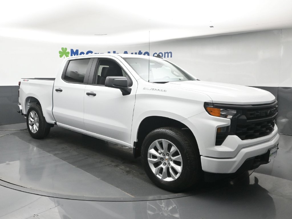 New 2026 Chevrolet Silverado 1500 Custom AWD/4WD image 2