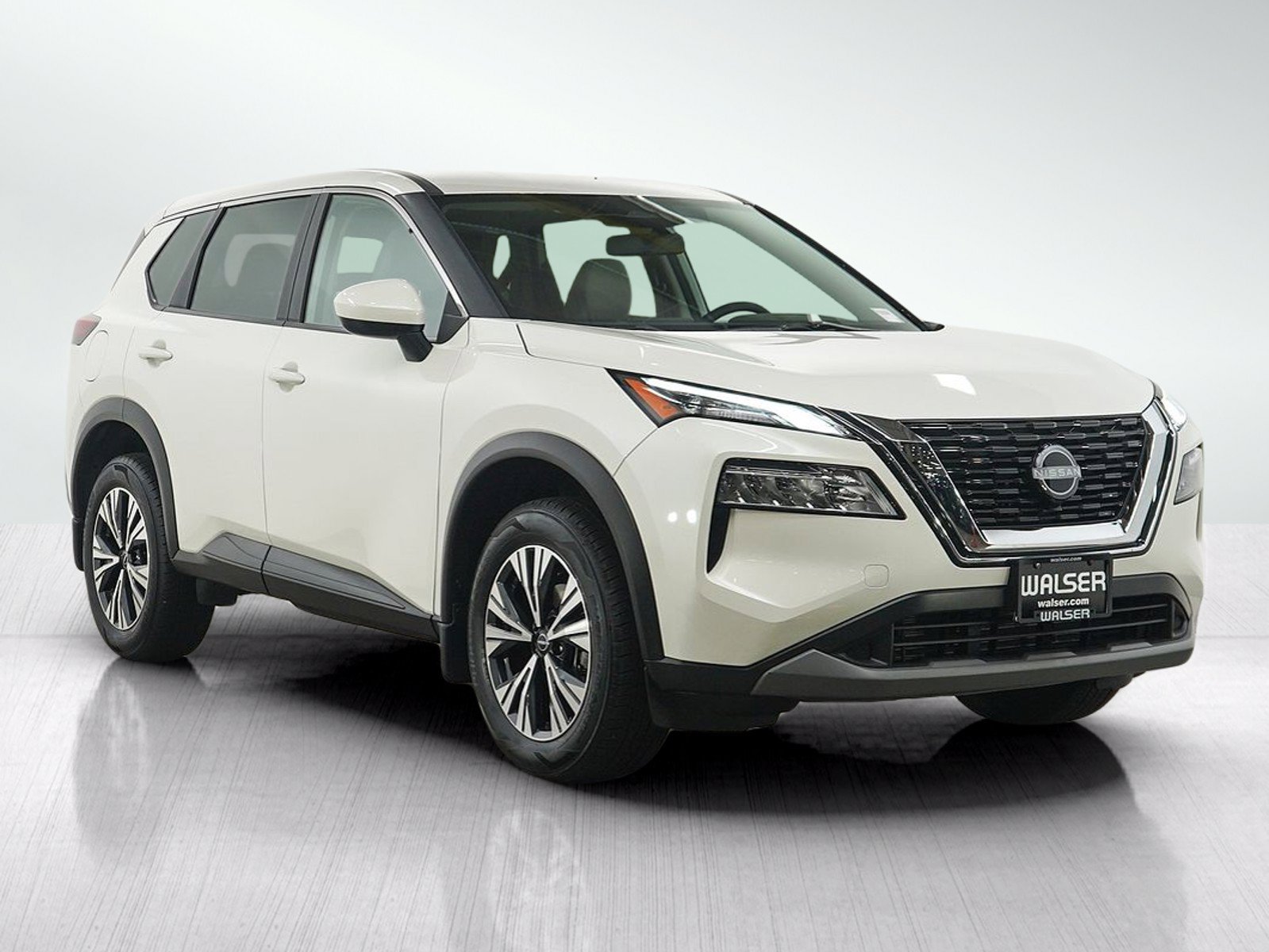 Used 2023 Nissan Rogue SV AWD/4WD image 7