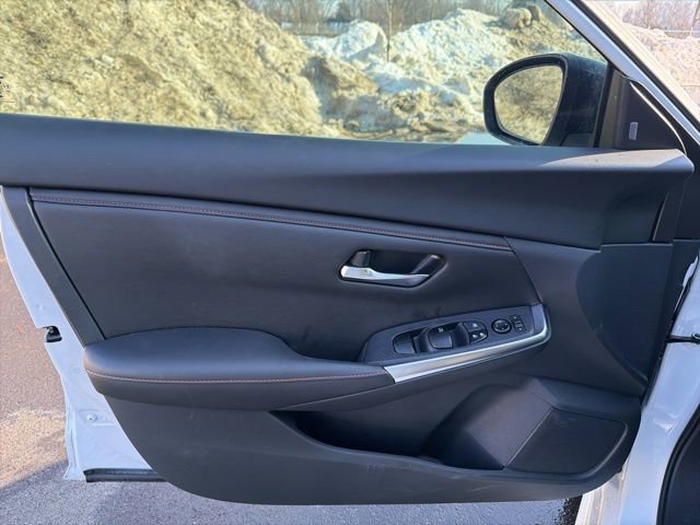 Used 2023 Nissan Sentra SR w/ Midnight Edition Package image 17