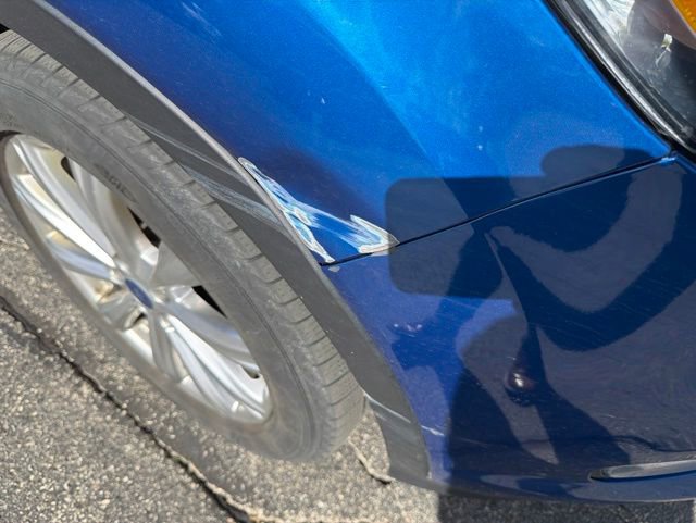 Used 2017 Ford Escape Titanium FWD image 8