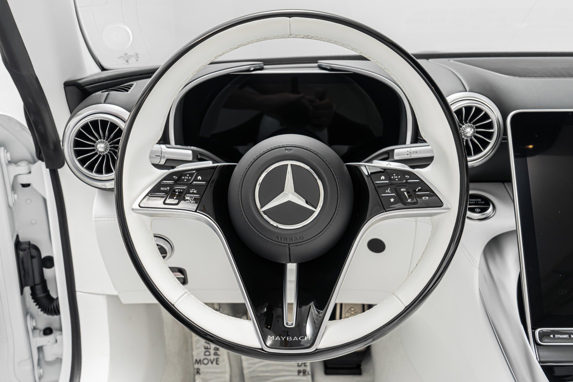 Used 2026 Mercedes-Benz Maybach SL 680 image 15