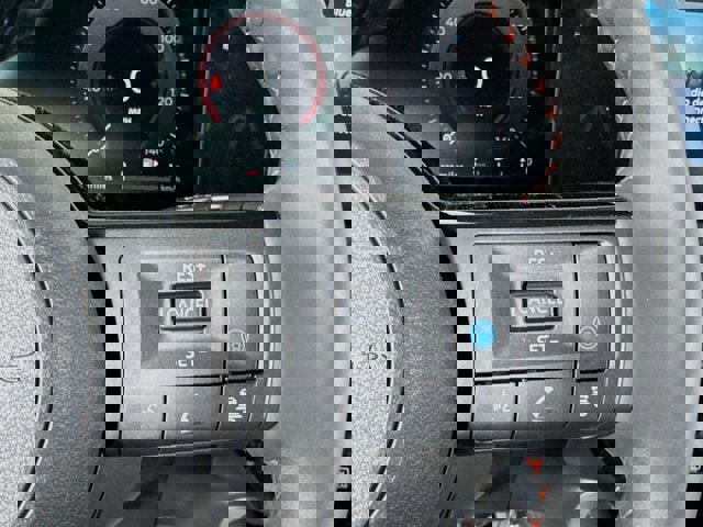 New 2026 Nissan Kicks SR w/ Cold Weather Package image 12