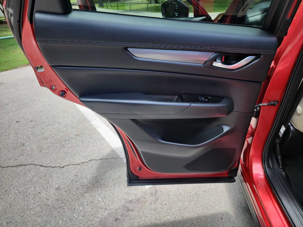 Used 2019 MAZDA CX-5 Touring FWD image 20