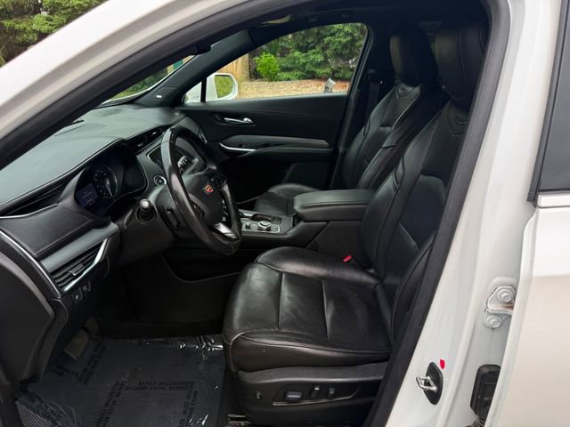 Used 2019 Cadillac XT4 Premium Luxury w/ Driver Awareness Package AWD/4WD image 6