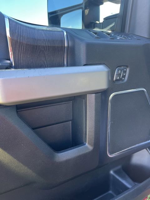 Used 2021 Ford F250 Lariat image 12