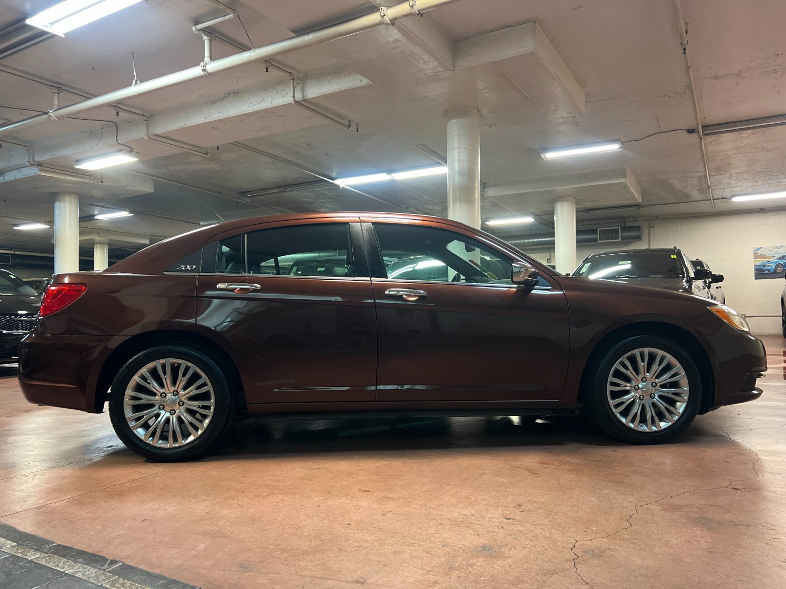 Used 2012 Chrysler 200 Limited image 6