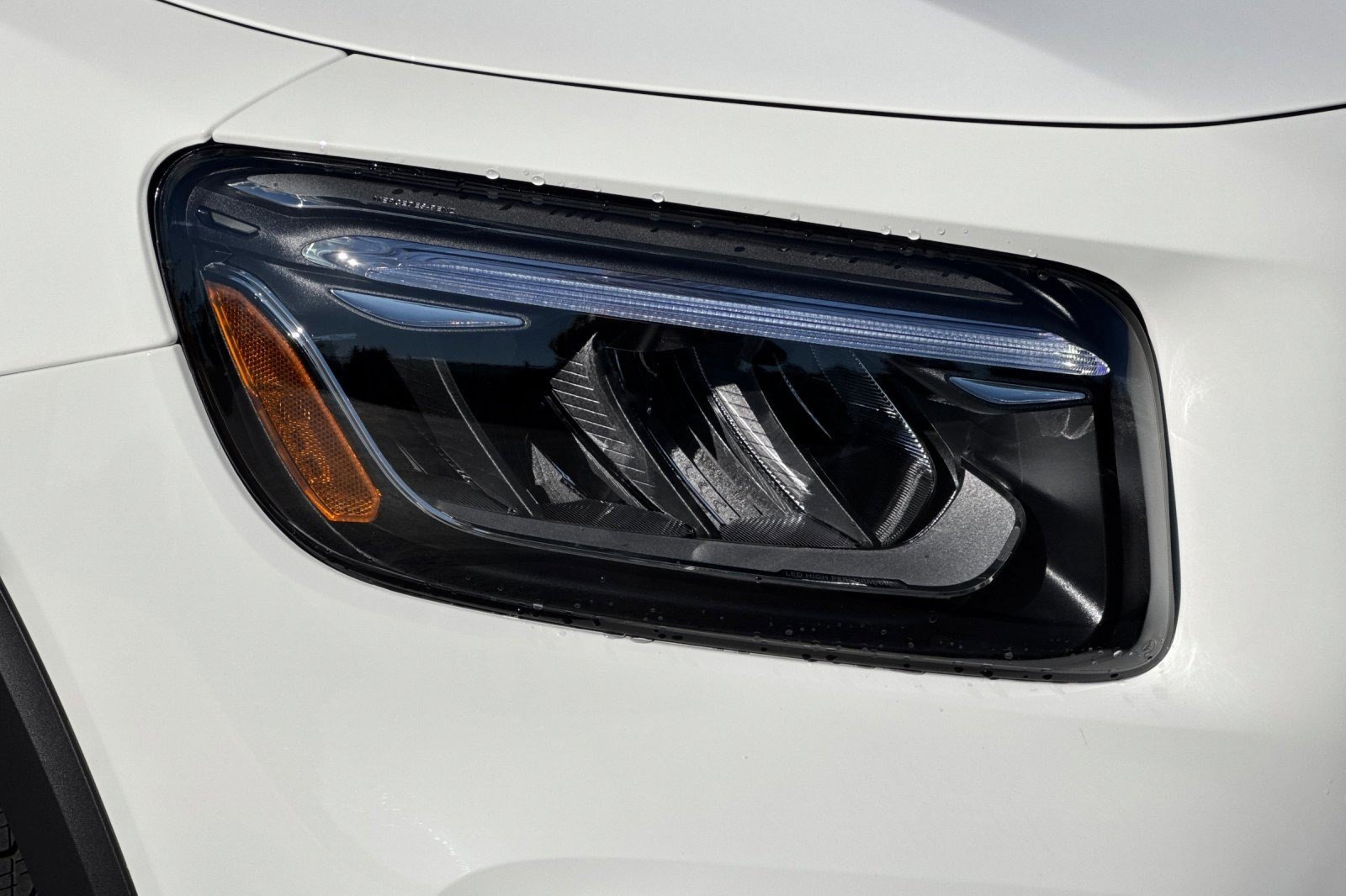 New 2026 Mercedes-Benz GLB 250 image 10
