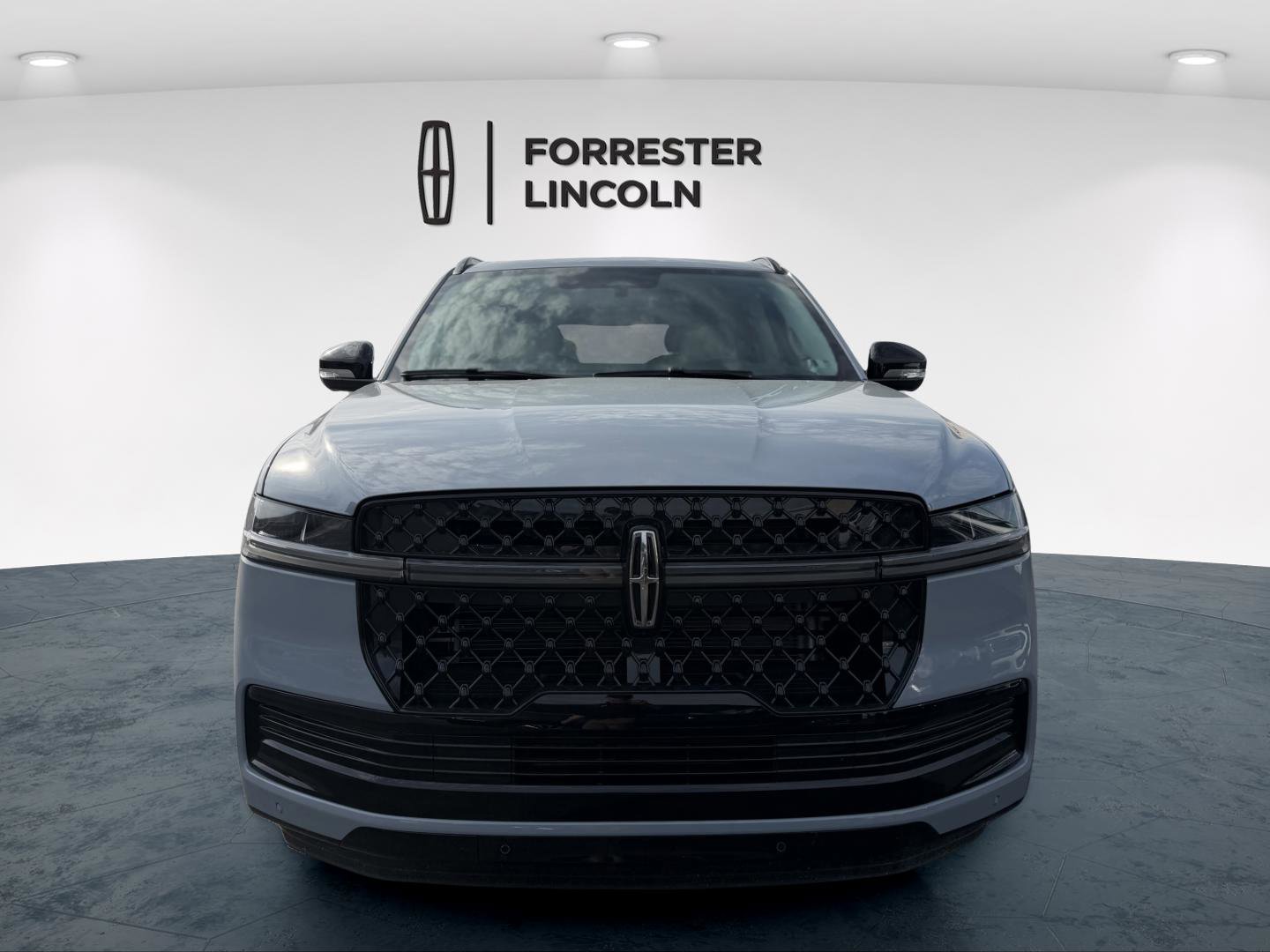 New 2026 Lincoln Navigator Reserve w/ Jet Appearance Package image 8