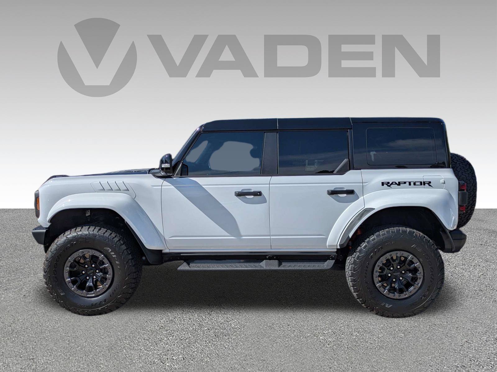 Used 2025 Ford Bronco Raptor AWD/4WD image 28