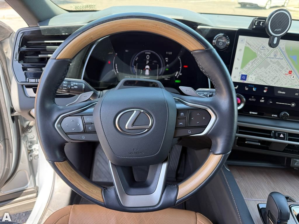 Used 2024 Lexus RX 350 w/ Convenience Package image 15
