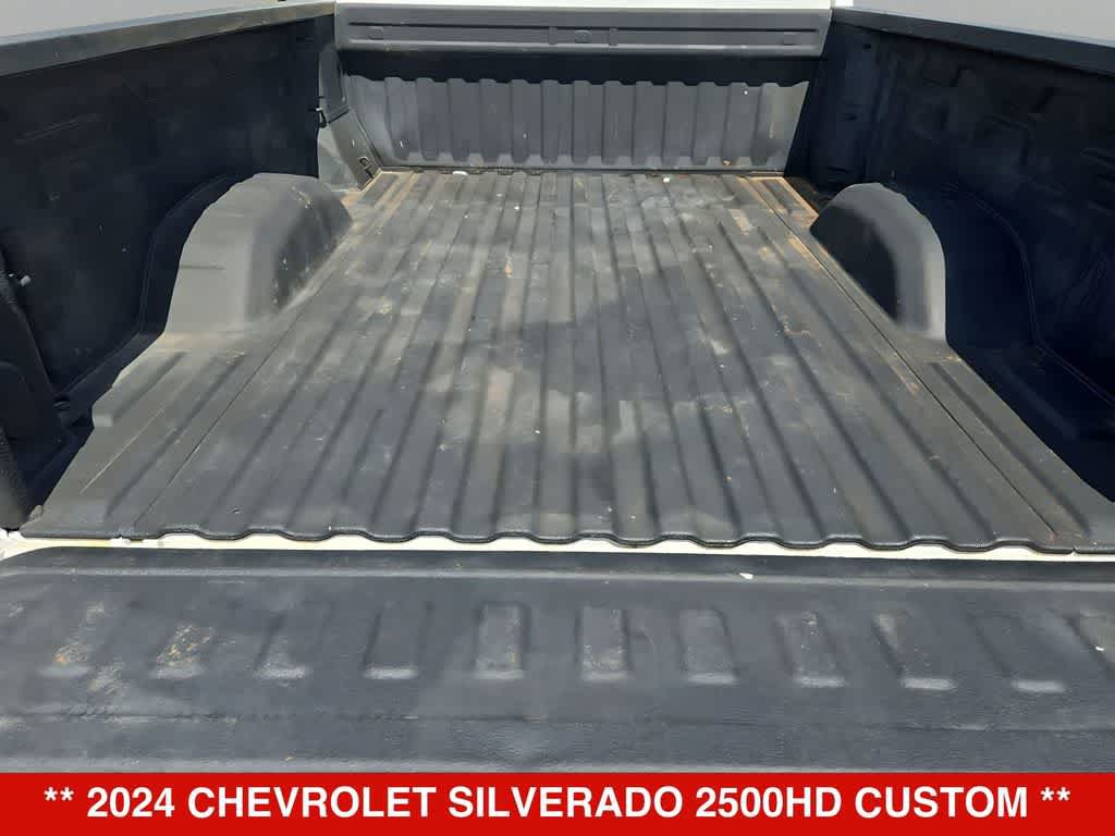 Used 2024 Chevrolet Silverado 2500 Custom w/ Custom Value Package AWD/4WD image 32