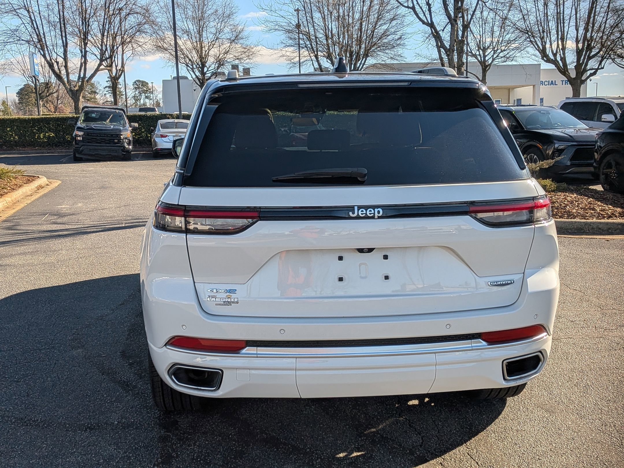 Used 2022 Jeep Grand Cherokee Summit image 8