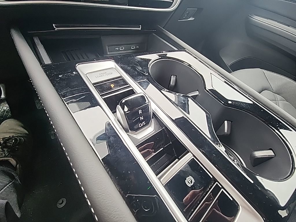 New 2026 Volkswagen Atlas Cross Sport SE image 18