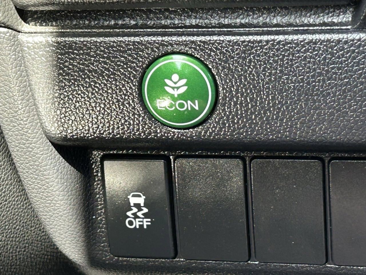 Used 2020 Honda Fit LX image 32