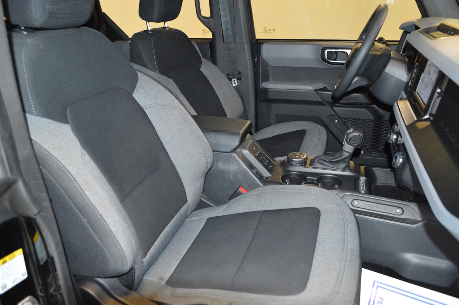 Used 2023 Ford Bronco 4-Door AWD/4WD image 11