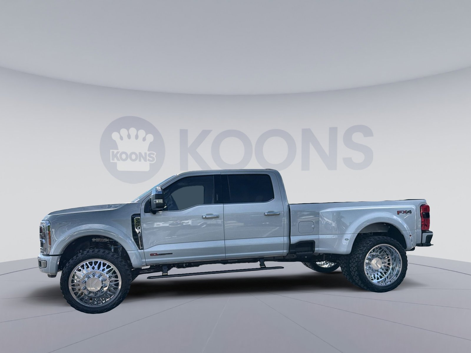 New 2026 Ford F450 Platinum w/ Platinum Plus Package image 2