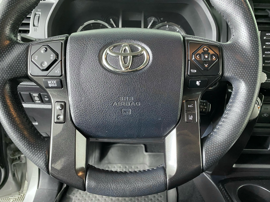 Used 2024 Toyota 4Runner TRD Off-Road AWD/4WD image 3