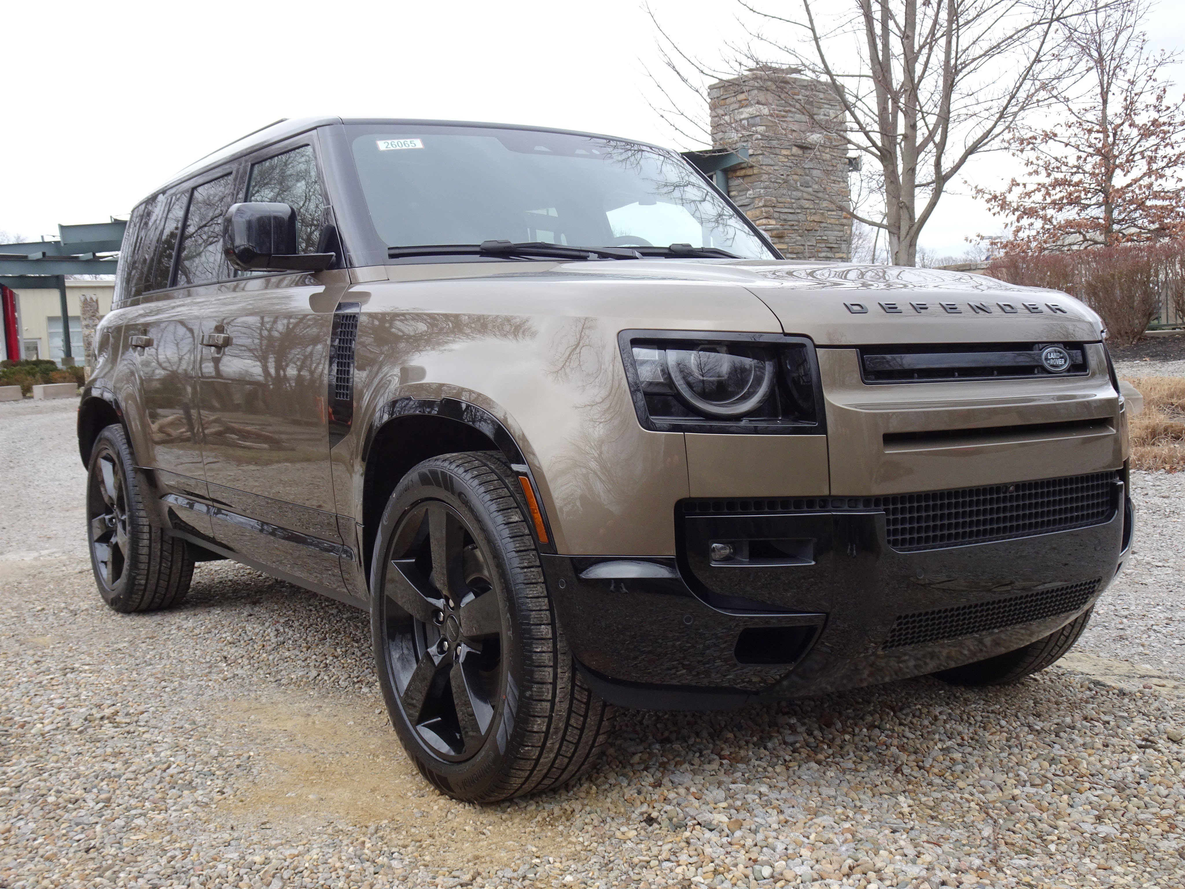New 2026 Land Rover Defender 110 X-Dynamic SE AWD/4WD image 15