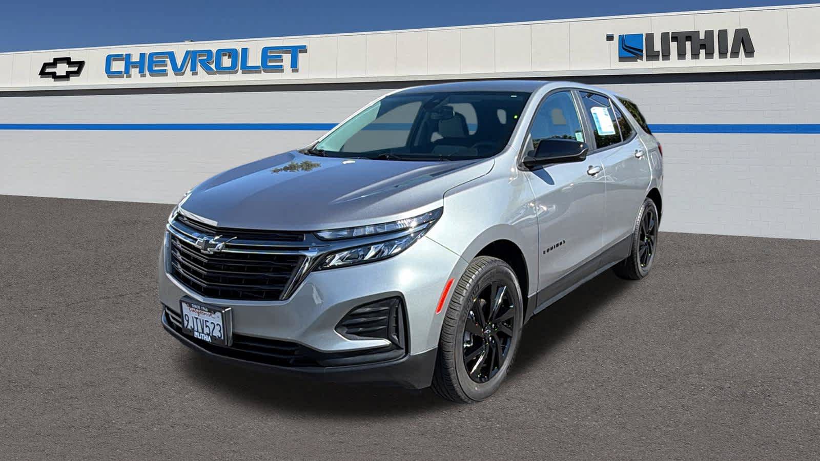 Certified 2023 Chevrolet Equinox LS w/ LS Convenience Package AWD/4WD image 1