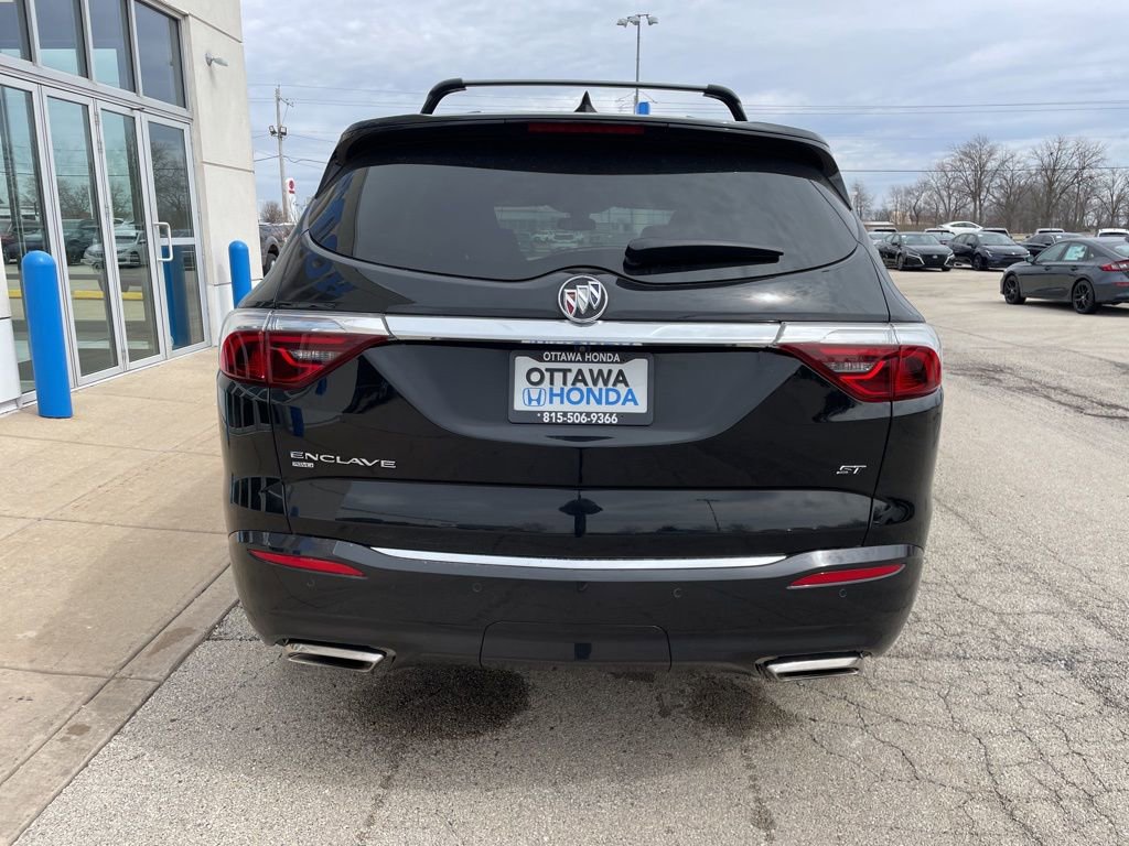 Used 2023 Buick Enclave Essence w/ Experience Buick Package image 6
