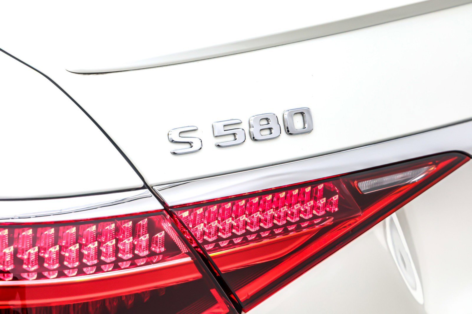 Certified 2022 Mercedes-Benz S 580 4MATIC Sedan image 11